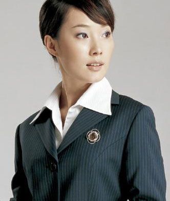 一?？劢?jīng)典正裝女西服
